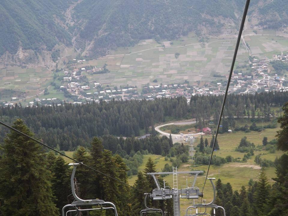 Гостевой дом N&N Местия Экстерьер фото